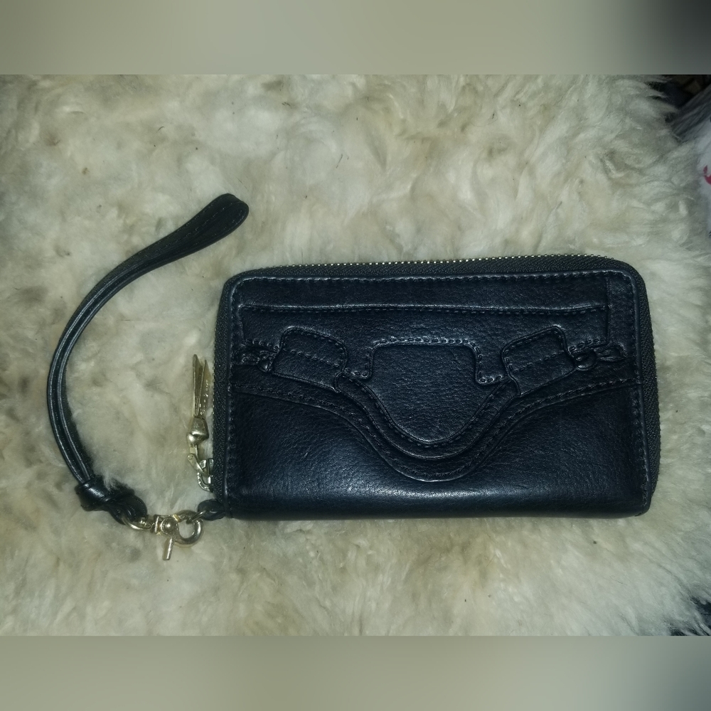 NWOT Foley + Corinna wristlet